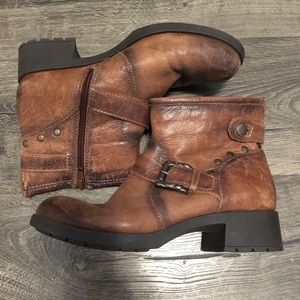Earth Ankle Boots